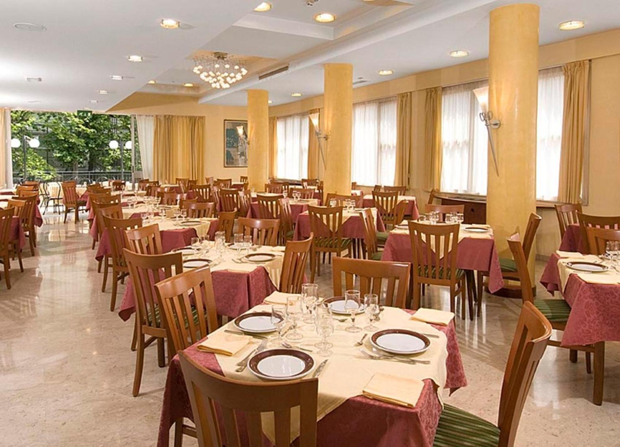 Hotel Savoia Cesenatico Ngoại thất bức ảnh