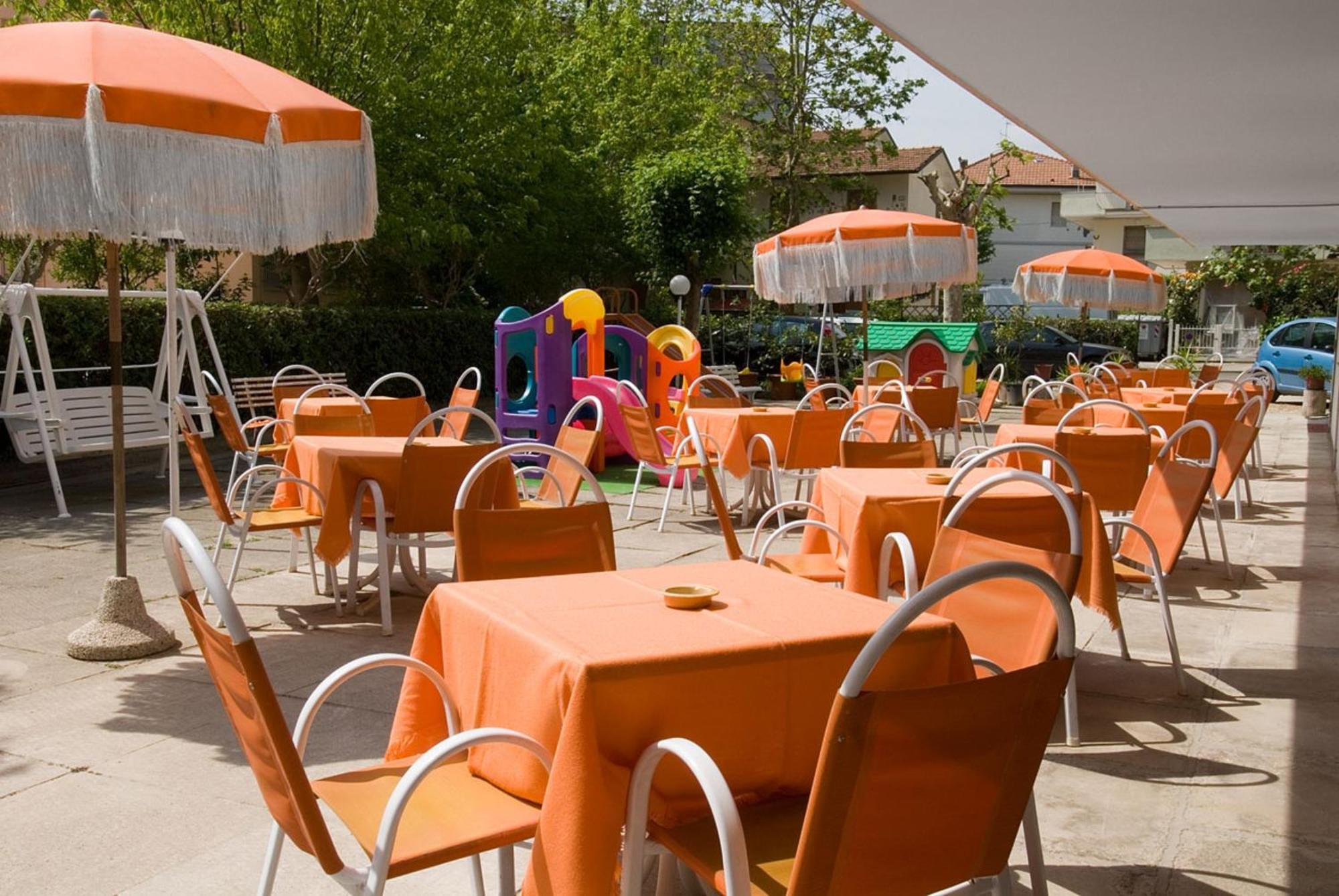 Hotel Savoia Cesenatico Ngoại thất bức ảnh